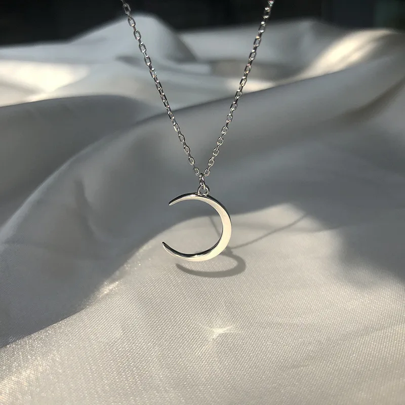 OBEAR New Fashion Sweet Moon Silver Plated Jewelry Temperament Crescent Clavicle Chain Pendant Necklaces