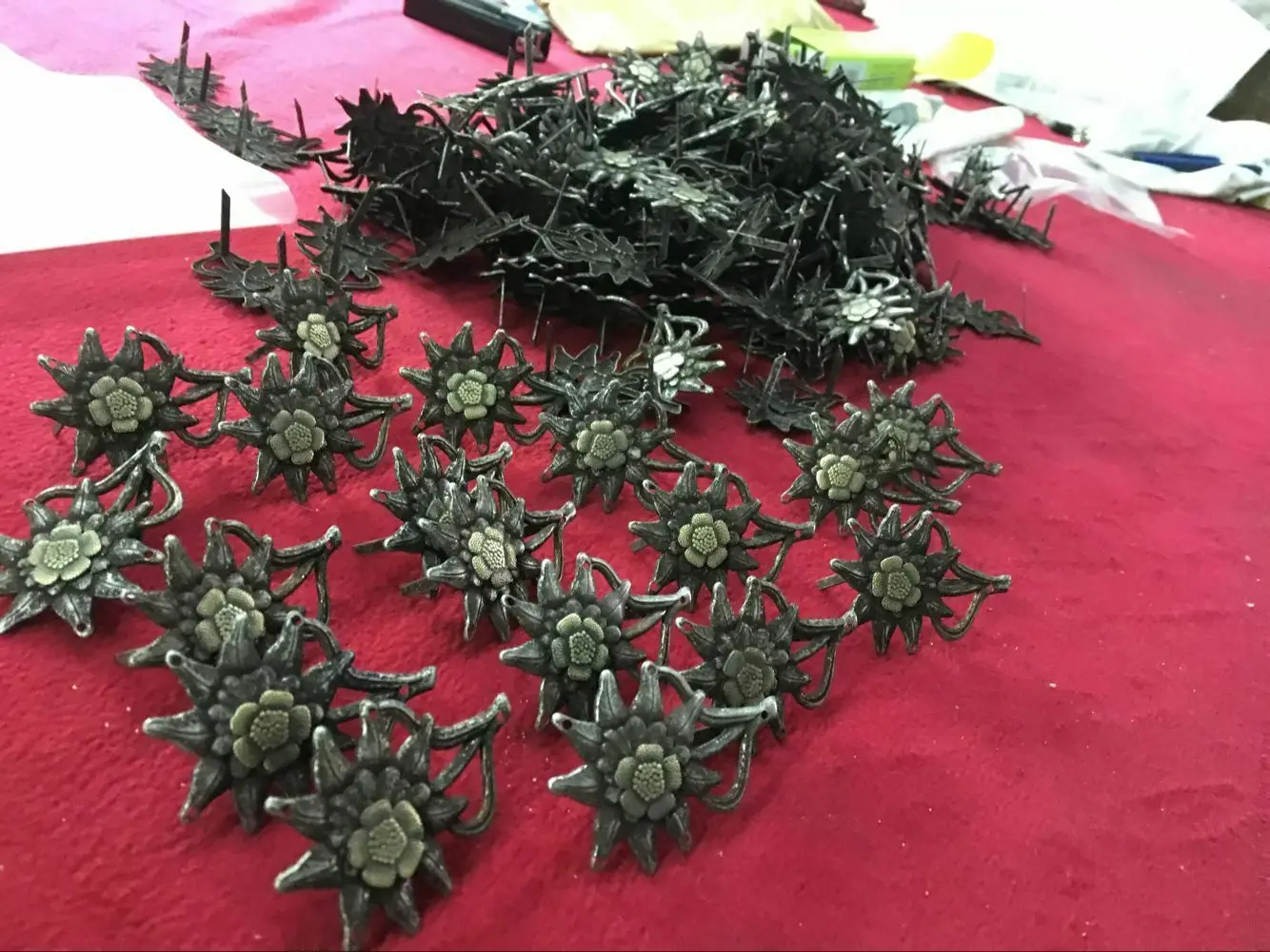 10 шт./лот WW2 немецкий офицер армии EM Edelweiss горная металлическая Кепка значок