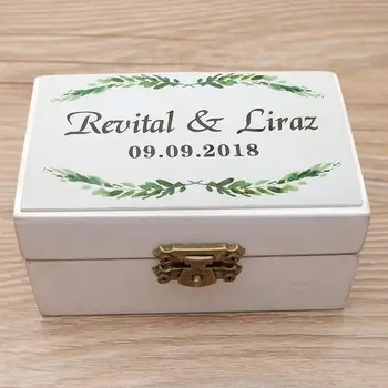 

Wedding Ring Box,Rustic Ring Bearer Box,Personalized Ring Box,Floral Wreath Wedding Box,Bridal Shower Gift for Couples Rings