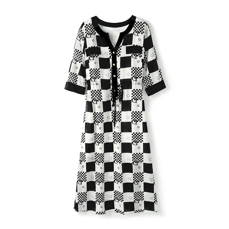 

Summer 2019 women's new temperament V collar short sleeve black and white contrast silk printed dress woman