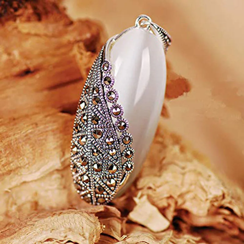 Винтажный кулон из Таиланда с нефритовым ангелом серебро 925 пробы гранат луна