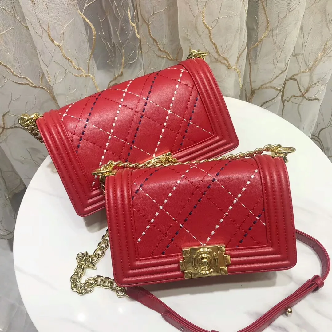 

Korean Butter Wax Cowhide Lock Chain 2020 Embroidery Thread Contrast Color 6846 Lingge Bag