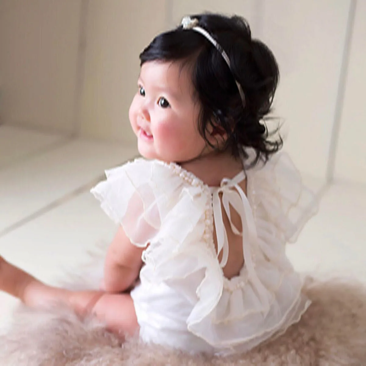 Emmababy милый брендовый милый подарок для маленьких девочек; белый комбинезон с оборками и короткими рукавами; кружевной комбинезон для малышей; пляжный костюм
