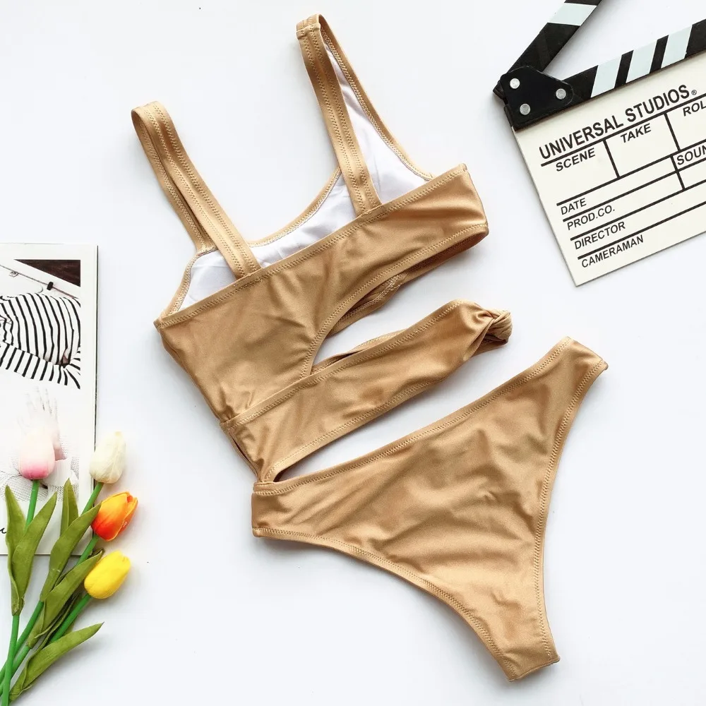 13104492134_821887676