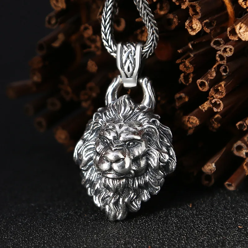 8518860161_1886861696