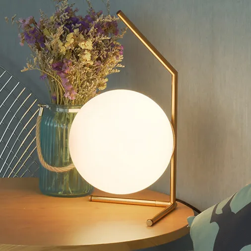 

Modern Glass Ball Reading Light Metal Tripod Table Lamp lampara de mesa