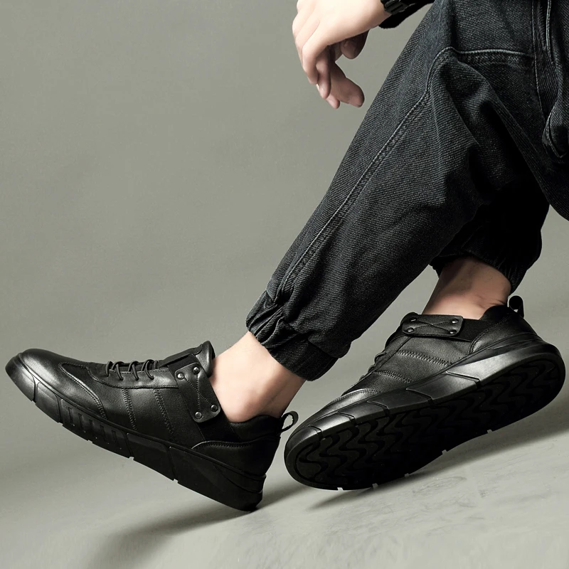 

Plus Size Lace Up Men Shoes Quality Natural Leather Casual Shoes Fashion Sneakers Plush Warm Autumn Winter Shoes