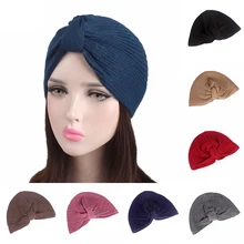 Новая осенне-зимняя женская мусульманская шапка, одноцветная теплая вязаная шапка-тюрбан с узлом, шапки-банданы шапка после химиотерапии, женская шапка