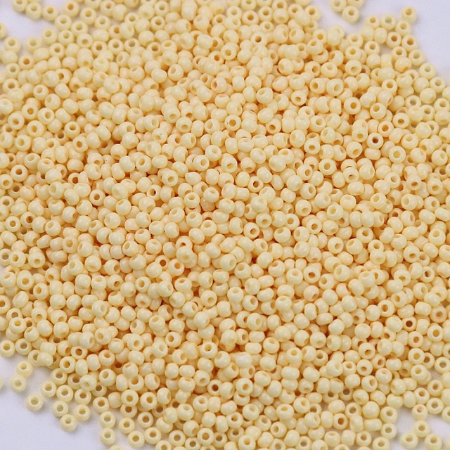10g 720 Pieces 2mm Austria Solid Color Bead 12/0 Opaque Neon Round Beads Glass Seed Beads Handmade DIY Jewelry Bags Accessories 384 Beige