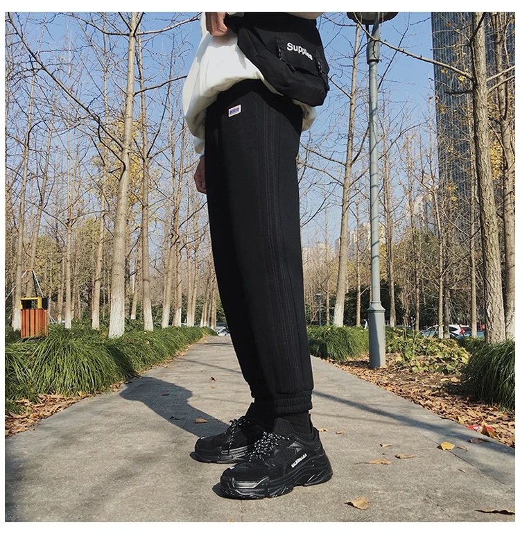 New Spring And Autumn Plus Velvet Solid Color Casual Pants Loose Pants Men's Sweatpants Black / Brown M-2XL