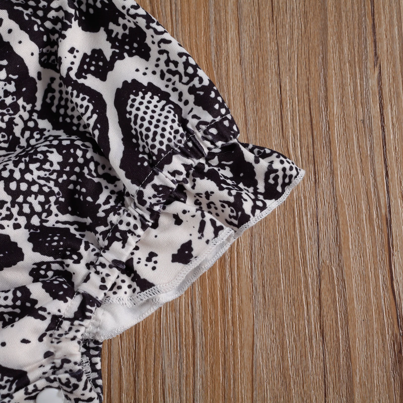 //ae01.alicdn.com/kf/H2e0afdba790c4263938cf88e222179aah.jpg?smt_ispass_21410460