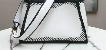 

2020 the new style fashion two dimensions genuine cow leather women handbag one shoulder bag crossbody bag 33cm leather strap