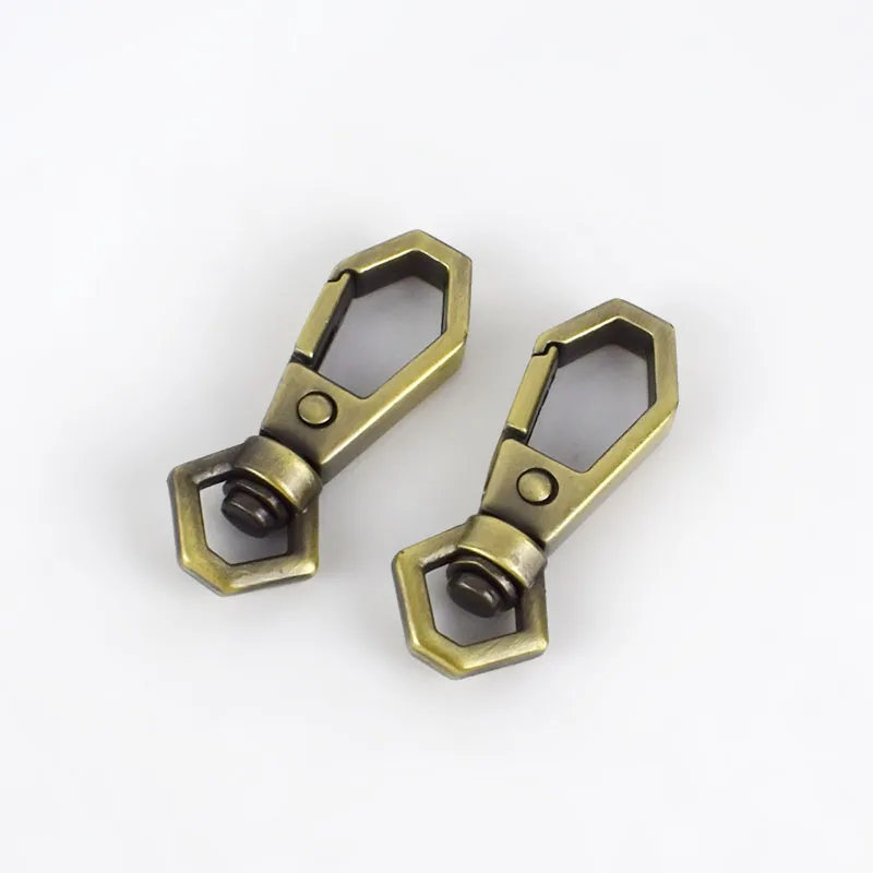 brass 10/30/50 шт 7 мм Металлические пряжки для мешка кошачий ошейник карабины поворотные карабины Рюкзаки ремни брелок аксессуары «сделай сам» - Цвет: brass
