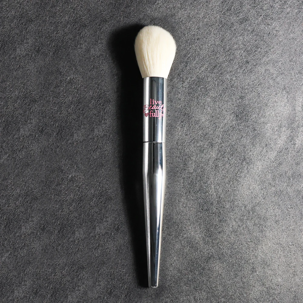 

Professional Flame Shape Highlighter Brush It Cosmetic Silver Chromed Highlight Blusher Makeup Brushes
