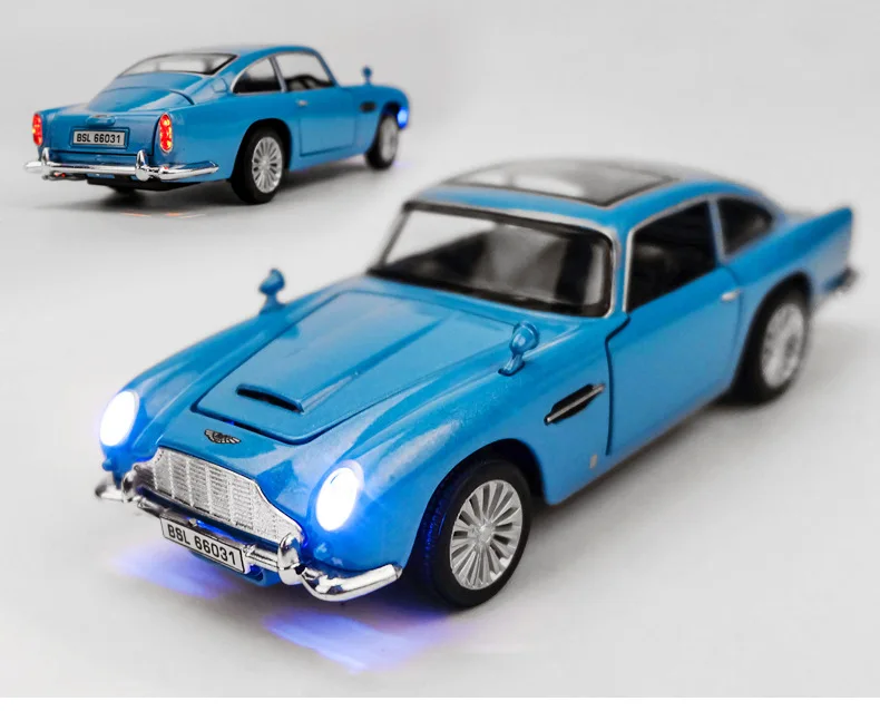 Bosun Aston Martin Toy Alloy Car Model 1:32 Acousto-optic Backlash Boy Toy Classic Car Model Decoration hot wheels