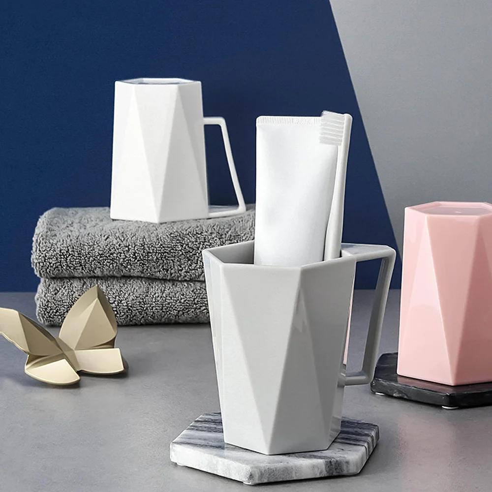 

Tooth Mug Toothpaste Brush Holder Washing Tooth Cup Couples Toothbrush Cup with Handle Adults Plastic Drinking Water Bottle