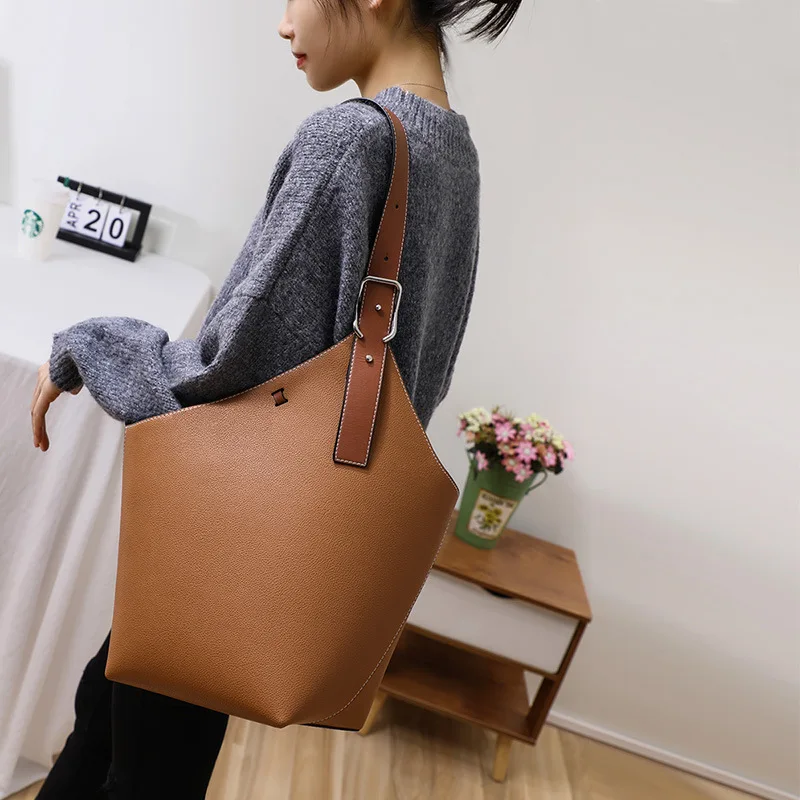 12286074287_950636634