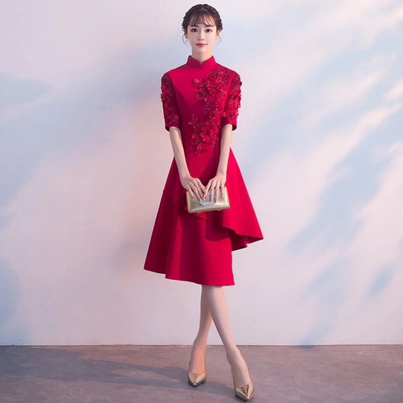 Новая одежда для невесты, китайское традиционное свадебное платье cheongsam на весну и лето, красное платье средней длины, китайское платье с открытой спиной, Женская юбка