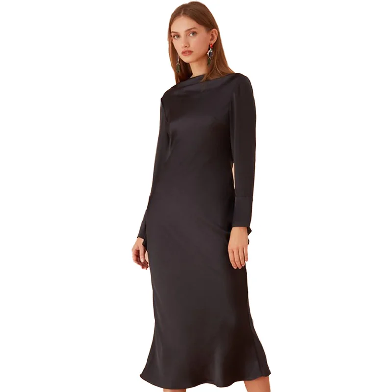 

New Party Night Dress Elegant Solid Butterfly Sleeve Autumn Fashion Vintage Long Dress Female Open Back Maxi Dress Women Clothes