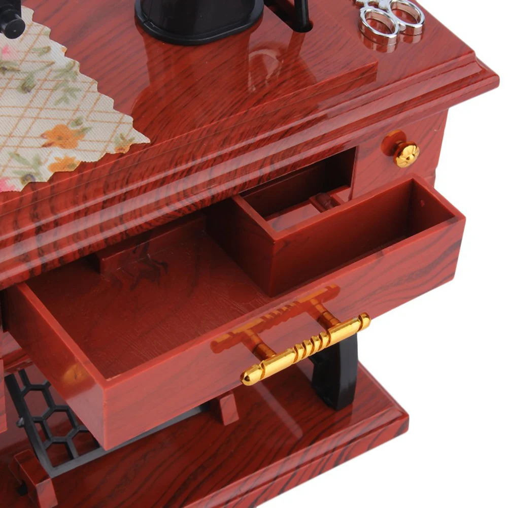 1 шт. мини с винтажным ударно-спусковым механизмом швейная машина музыкальная шкатулка детская педаль игрушка для декорации дома