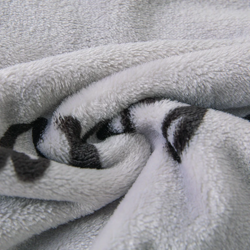 Gray pineapple Thicken plush bedspread blanket 200x230cm High Density Super Soft Flannel Blanket for the sofa/Bed/Car