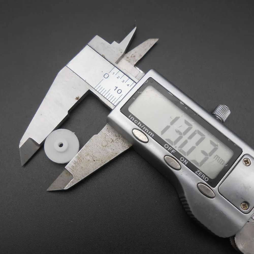 20개 24치아 보어홀 직경 2mm 1.95mm 2A A 타이트 분포형 4.5MM X 13MM C242A 0.5M 24T 플라스틱 크라운 기어 0.5 모듈러스