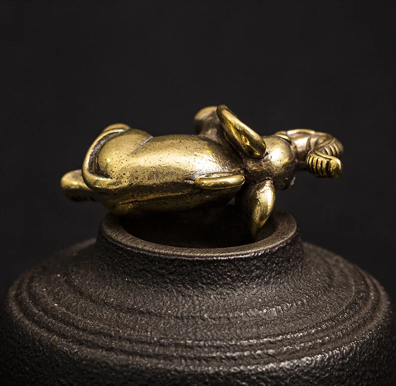 elephant pendant brass (1)