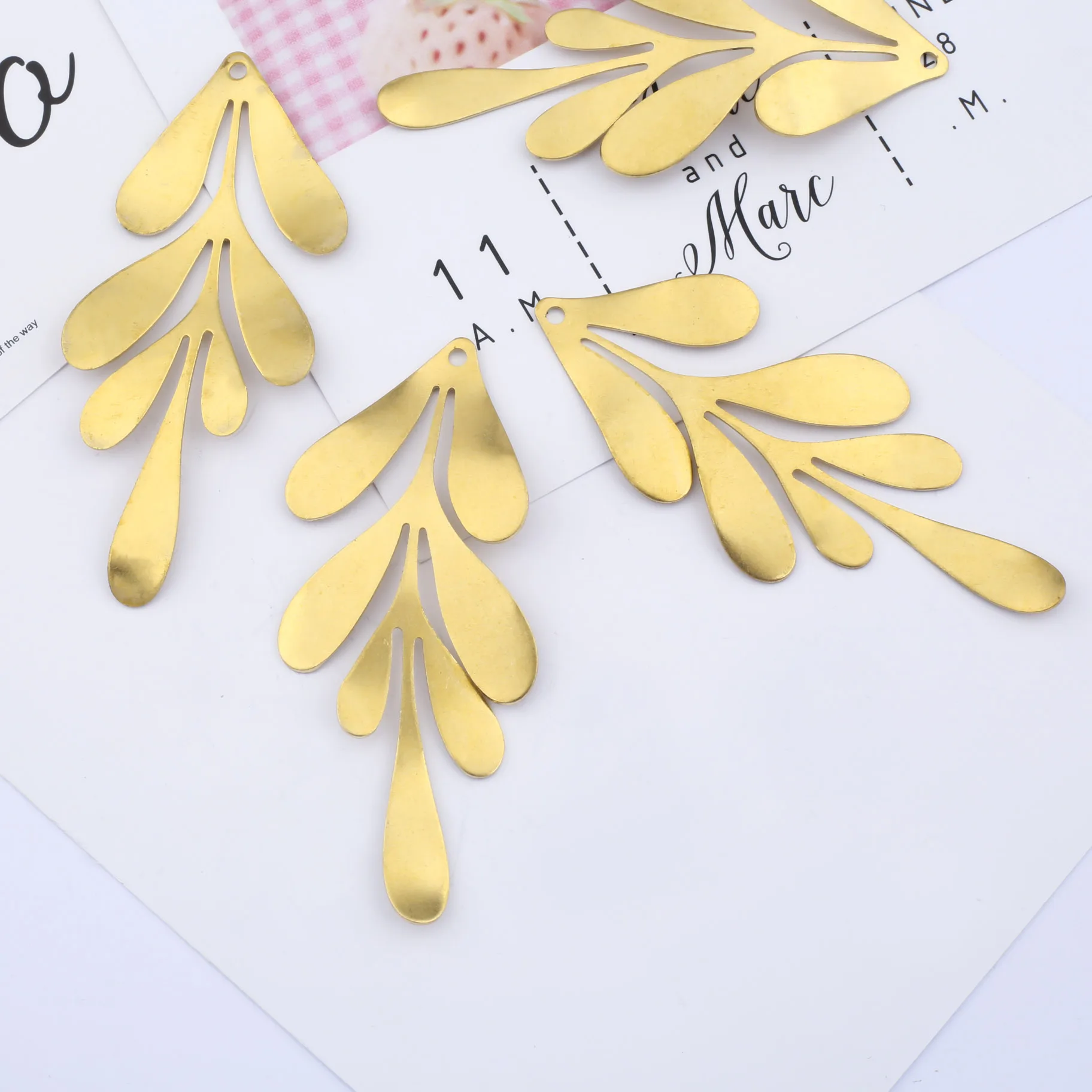 

10Pcs Raw Brass Flower Leaf Feather Sets Charms Jewelry Findings For Pendant Earrings Necklace Making Supplies