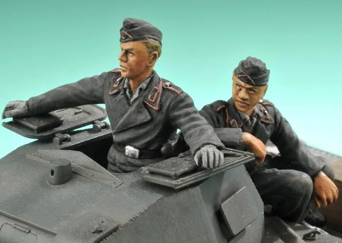 1/35 Набор для моделирования из смолы фигурка танкера 2 фигурки | Игрушки и хобби