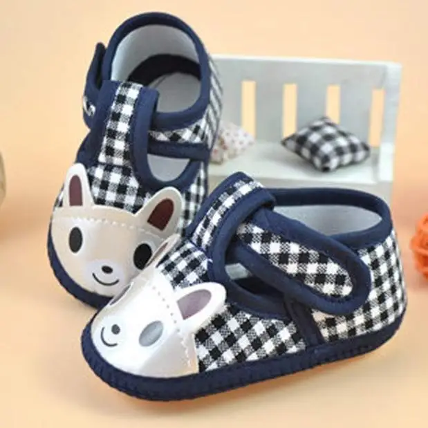 Обувь для новорожденных мальчиков; обувь для первых шагов; сезон весна-осень; обувь на мягкой подошве для маленьких мальчиков; парусиновая детская обувь для малышей 0-10 месяцев