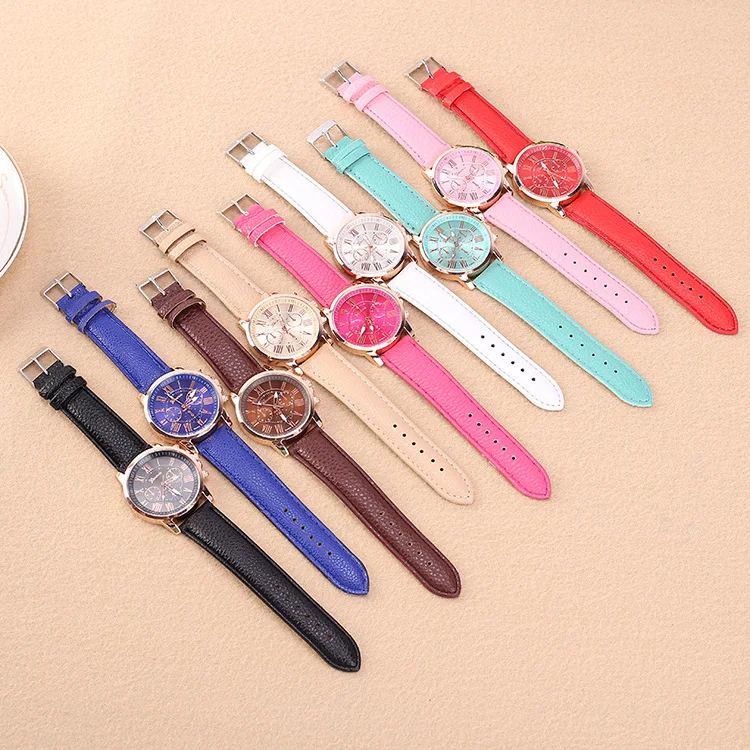 

2018 Hot Selling Geneva Belt Watch Gold Shell Beige Three-Eyed Letter Decoration Roman Numerals Geneva Non-Rhinestone Watch