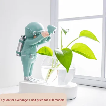 

High temperature fired creative ins style astronauts hydroponic ornaments glass vase base can be separated living room home deco
