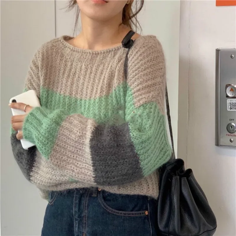 Fashionable casual color matching loose women's sweater