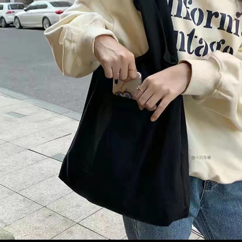 Women Bag Canvas Bag Large Capacity Travel Tote Bag Printing 26 Letters Hot Flower Gold Portable One-shoulder Shopping Bag