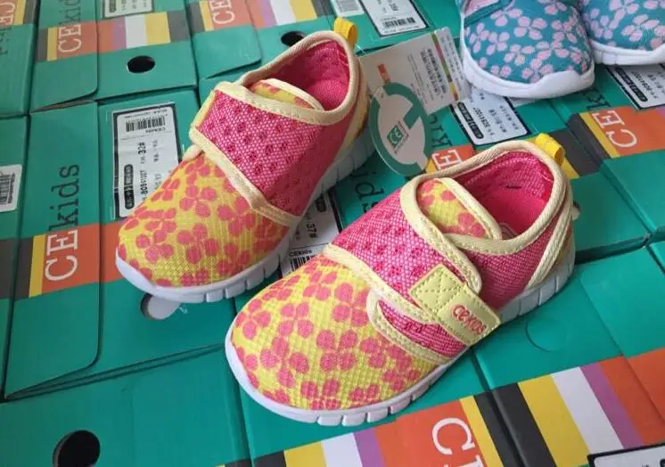 Экспорт в Австралию CE обувь для девочек сетчатые дышащие детские спортивные туфли для студентов повседневная обувь