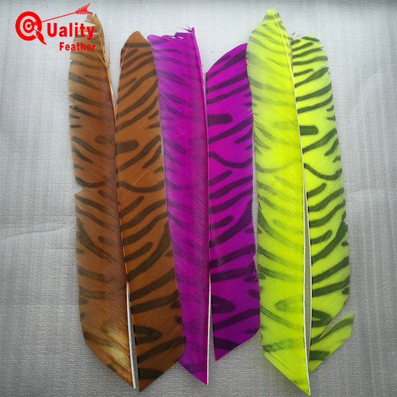 Corte de Penas Tiro com Arco e Flecha Novo Turquia Pena Comprimento Total Impressão Zebra Seta Plumas Caça Tiro Diy 50 Pçs 10 Cheap Arco e flecha