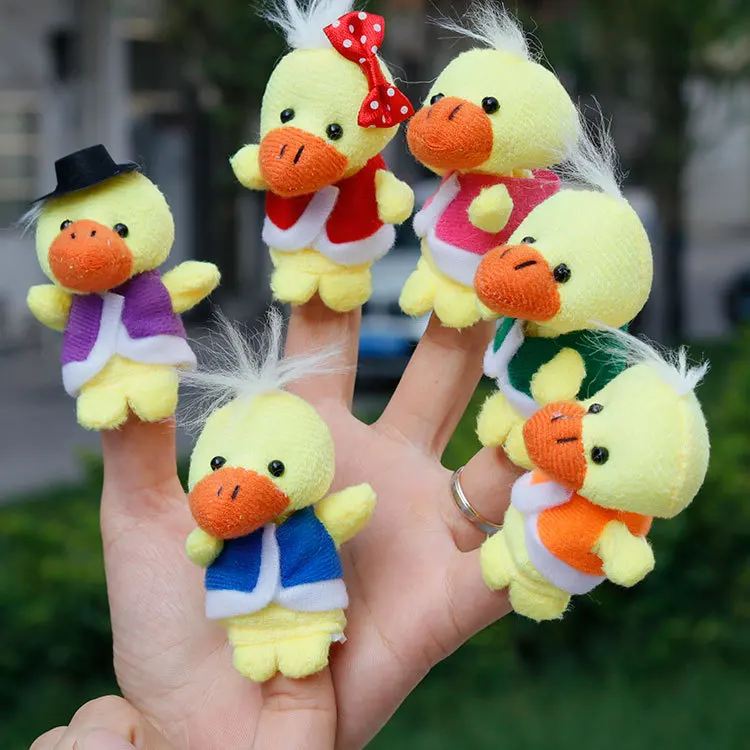 Монтессори мультфильм палец рука кукла Handpop мультфильм Друзья Семья вечерние аксессуары обучение образование игрушки для детей подарок - Цвет: Finger Puppets