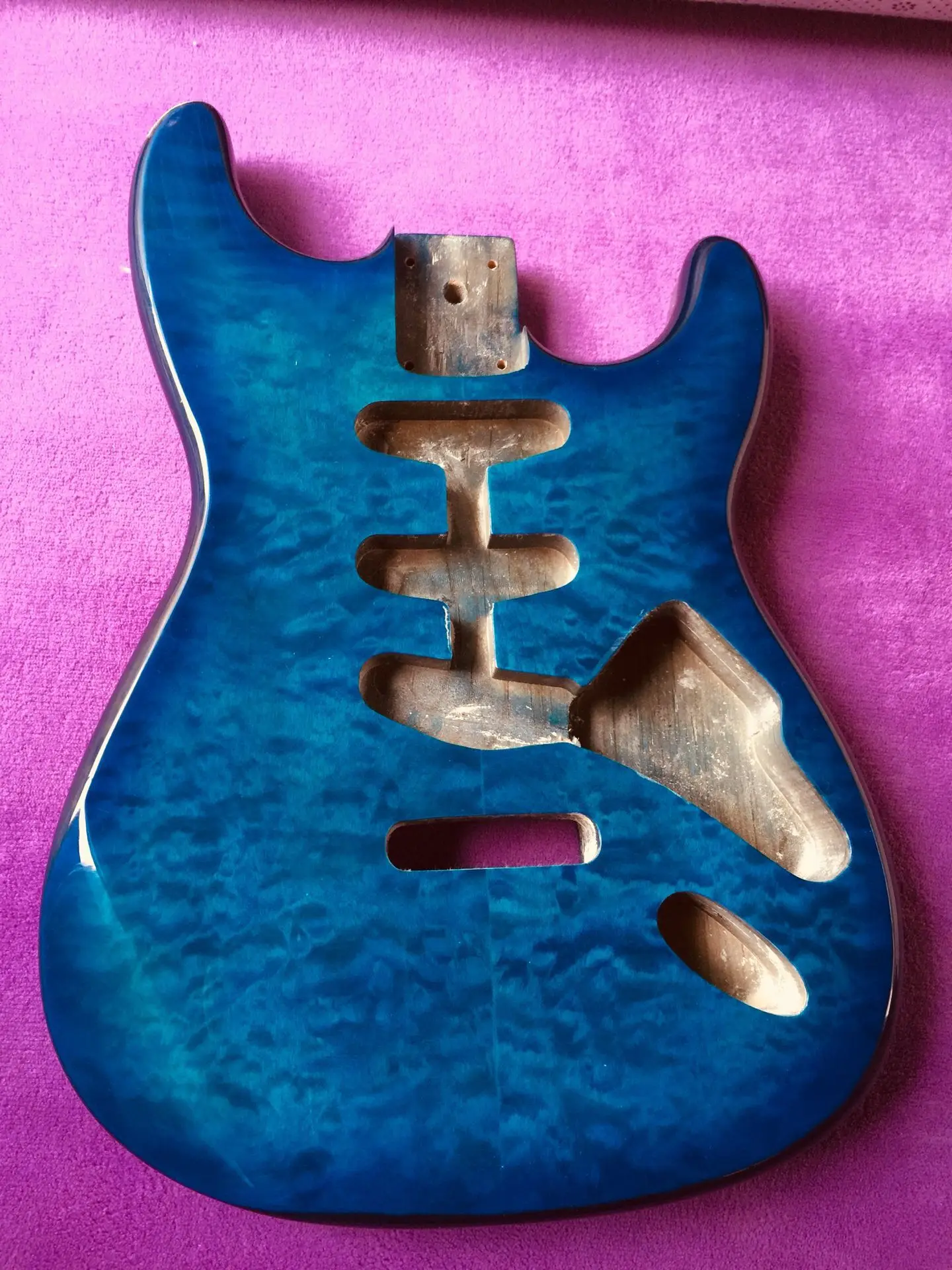 DIY ольха ST guitarra cuerpo emparejado con Alder+ flamed 1 vendido