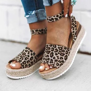 

Sandals female flat bottom large size 2019 summer new muffin with buckle leopard hemp rope wedge with explosion fish mouth sanda