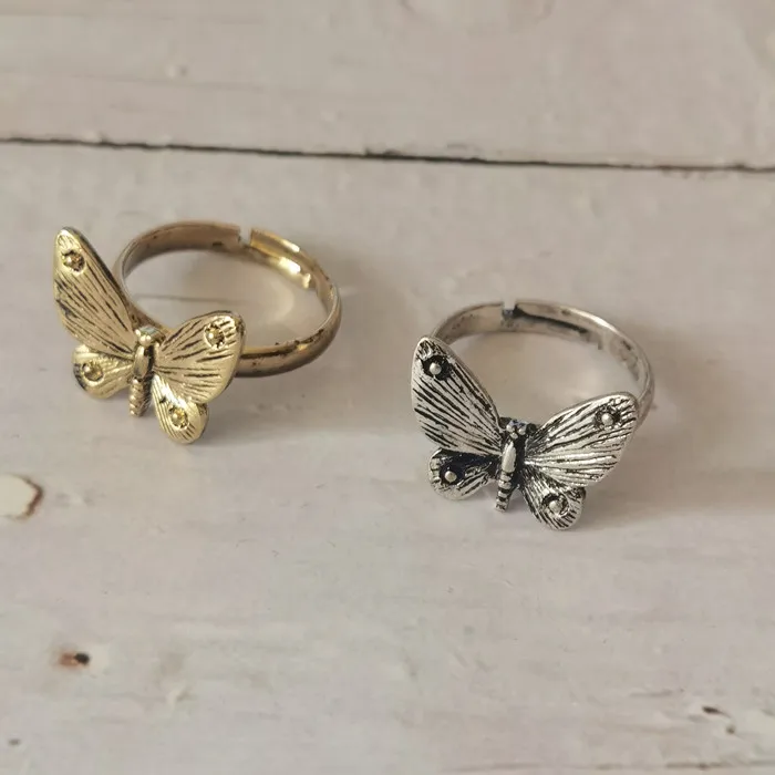 Ancient Butterfly Double Wings Retro Stud Earrings Simple Fashion Dangle Earrings for Women Party Gift
