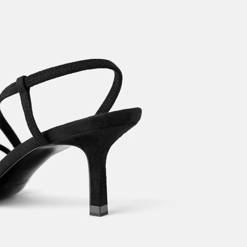 10729665458_243505614