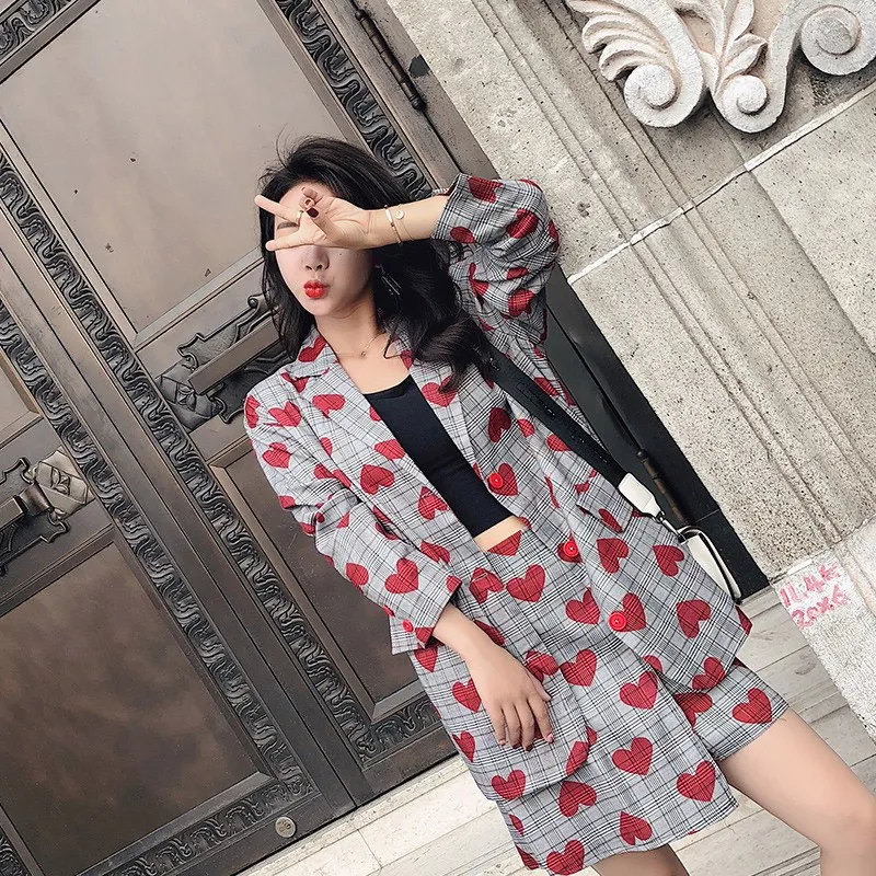 

2019 Autumn Women Red Heart Plaid Blazer Jackets And Mini Skirts Suits Office Lady Female Work Long Sleeve Office 2 Pieces Sets