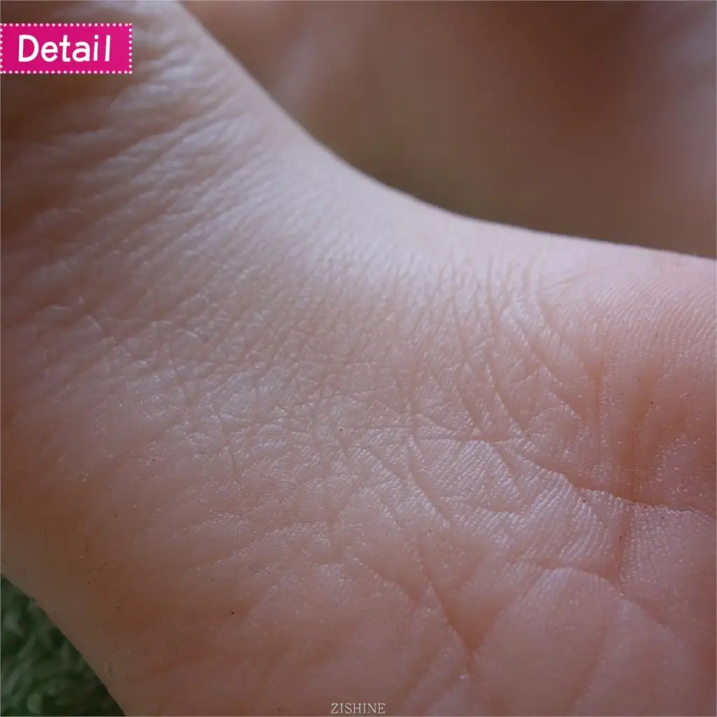 Silicone Female Small Size Lifelike Foot Model Stockings TPE Mannequin Cloned Fake Nail Jewelry Display for Art Massage 3301