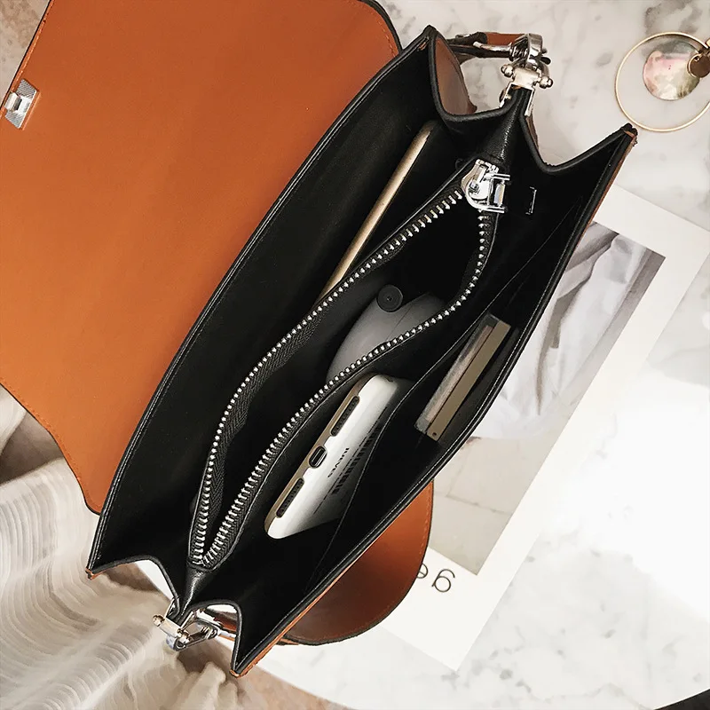 10941045235_1185650454