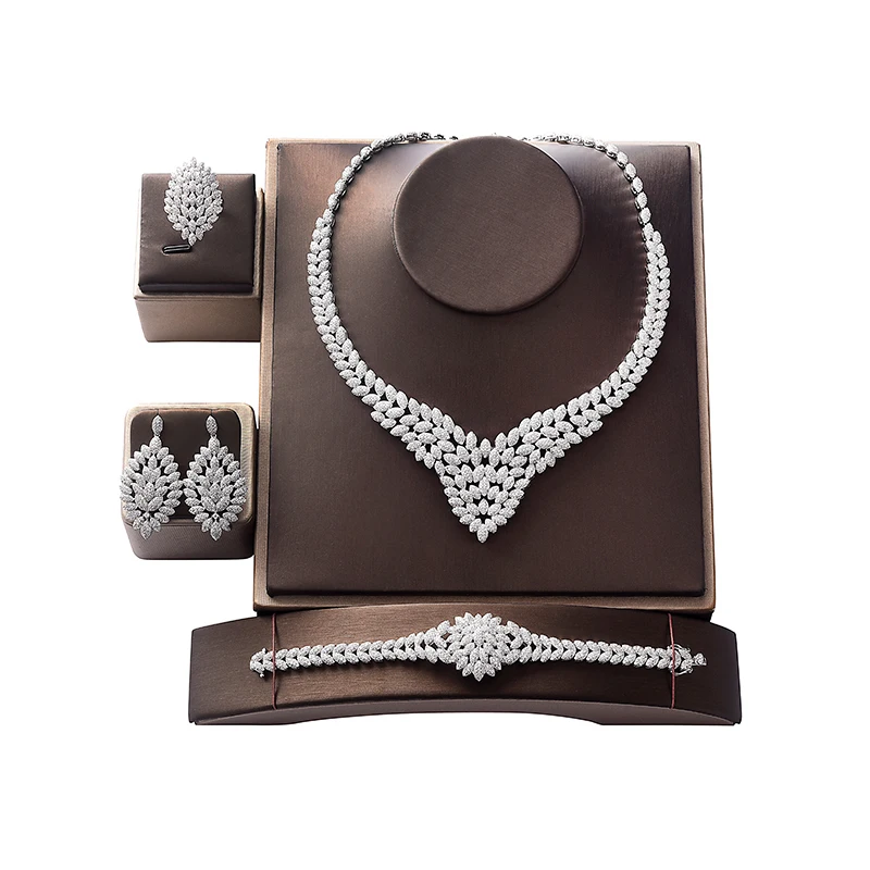 

Jewelry Set HADIYANA Vintage Necklace Earring Ring And Bracelet Set Zircon Bisuteria Women Wedding Party CN738 Conjunto de joyas