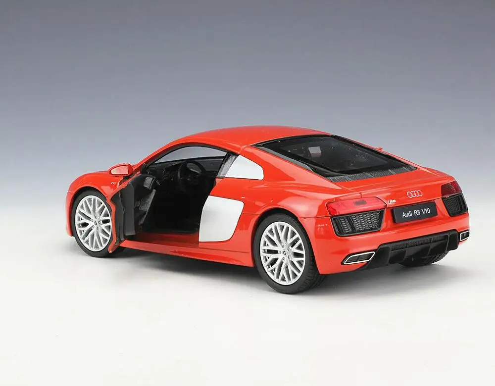 Welly 1:24 Audi R8 V10 литая модель автомобиля в коробке