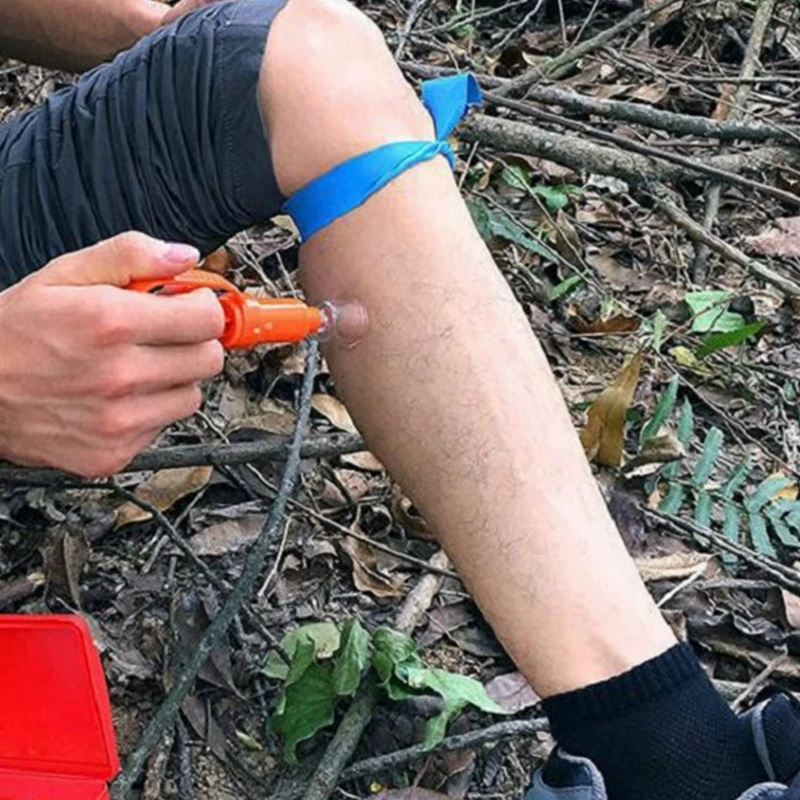 

Outdoor Survival Rescue Emergency Safety Tool Venom Extractor First Aid Kit Wild Vipers Bees Biting Venom Vacuum Extractor Pump