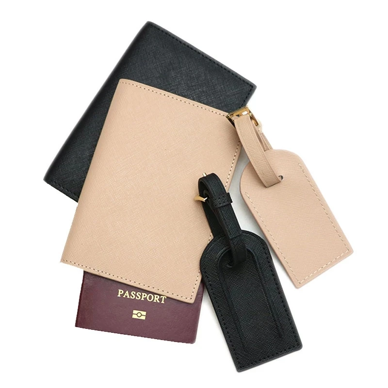 Tanie Moda Monogrammed inicjały Unisex Saffiano skórzane etui na paszport bagaż Tag okładka