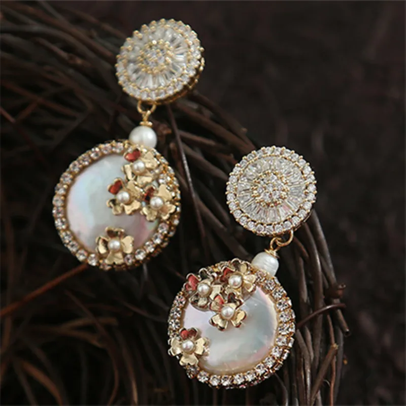 

Bebeoso Refined Freshwater pearl inlay zircon metal flower studs earrings Retro palace style accessories jewelry gift