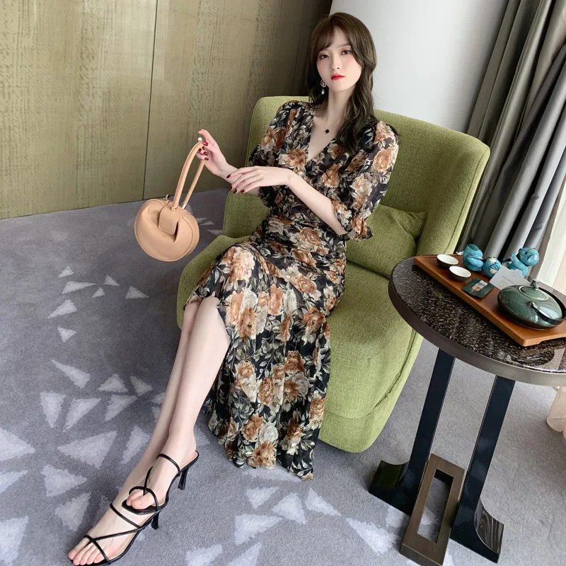 Рисунок 4 - Цветочный принт, повседневный Женский